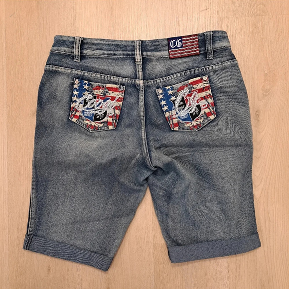 COOGI Medium Wash Bejeweled American Flag Embroidered Y2K Denim Shorts Size 16W - Picture 2 of 10